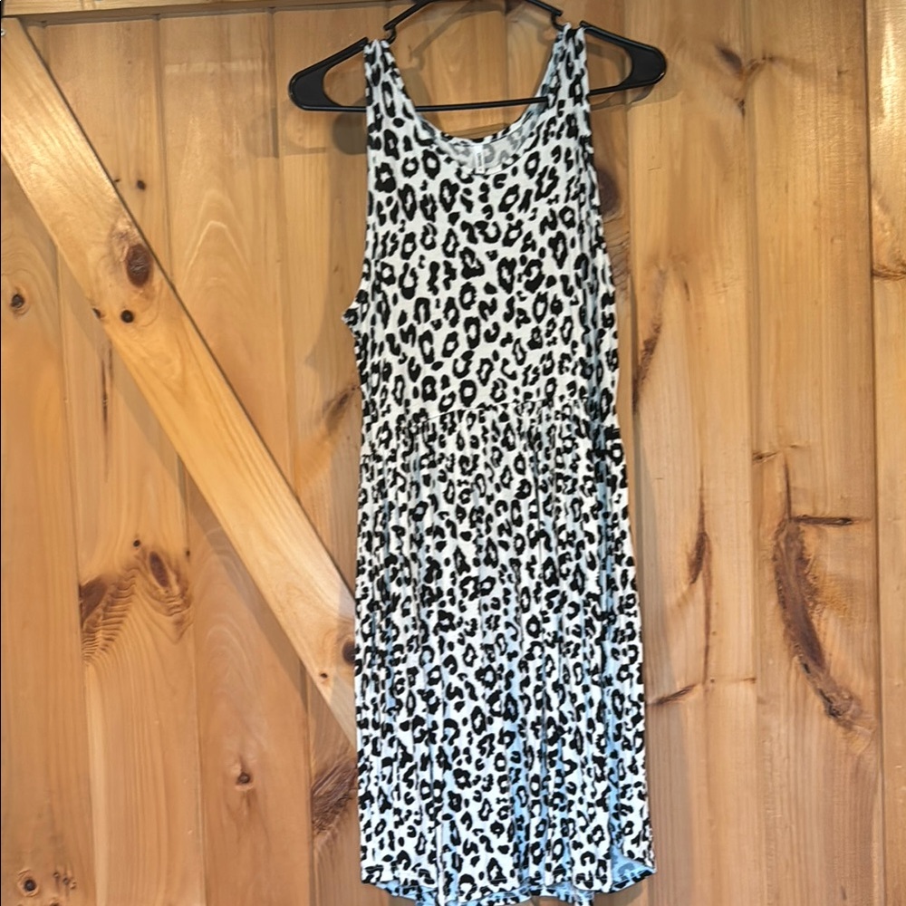 Amazon Black and White Halter Sheath Midi Dress